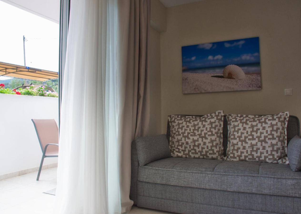 Astra Sarti Luxury Suites Bagian luar foto