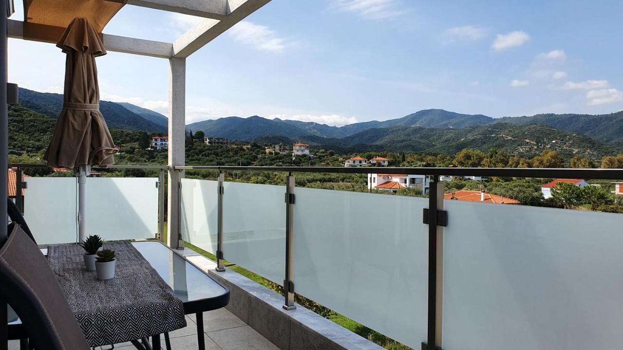 Astra Sarti Luxury Suites Bagian luar foto