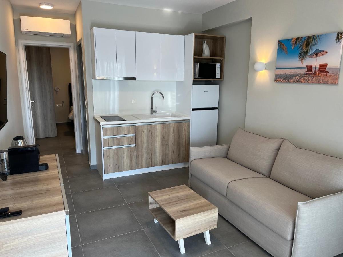 Astra Sarti Luxury Suites Bagian luar foto