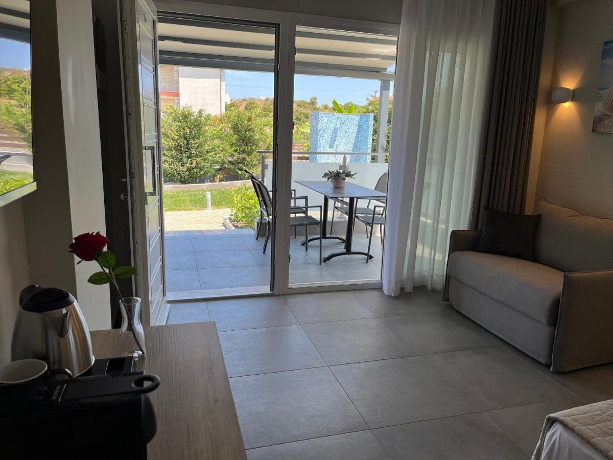 Astra Sarti Luxury Suites Bagian luar foto