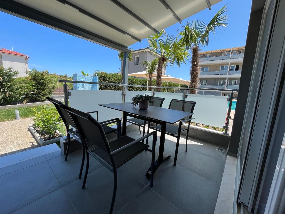 Astra Sarti Luxury Suites Bagian luar foto