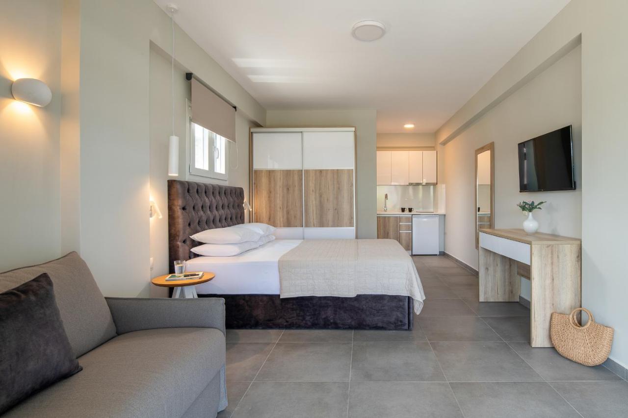 Astra Sarti Luxury Suites Bagian luar foto