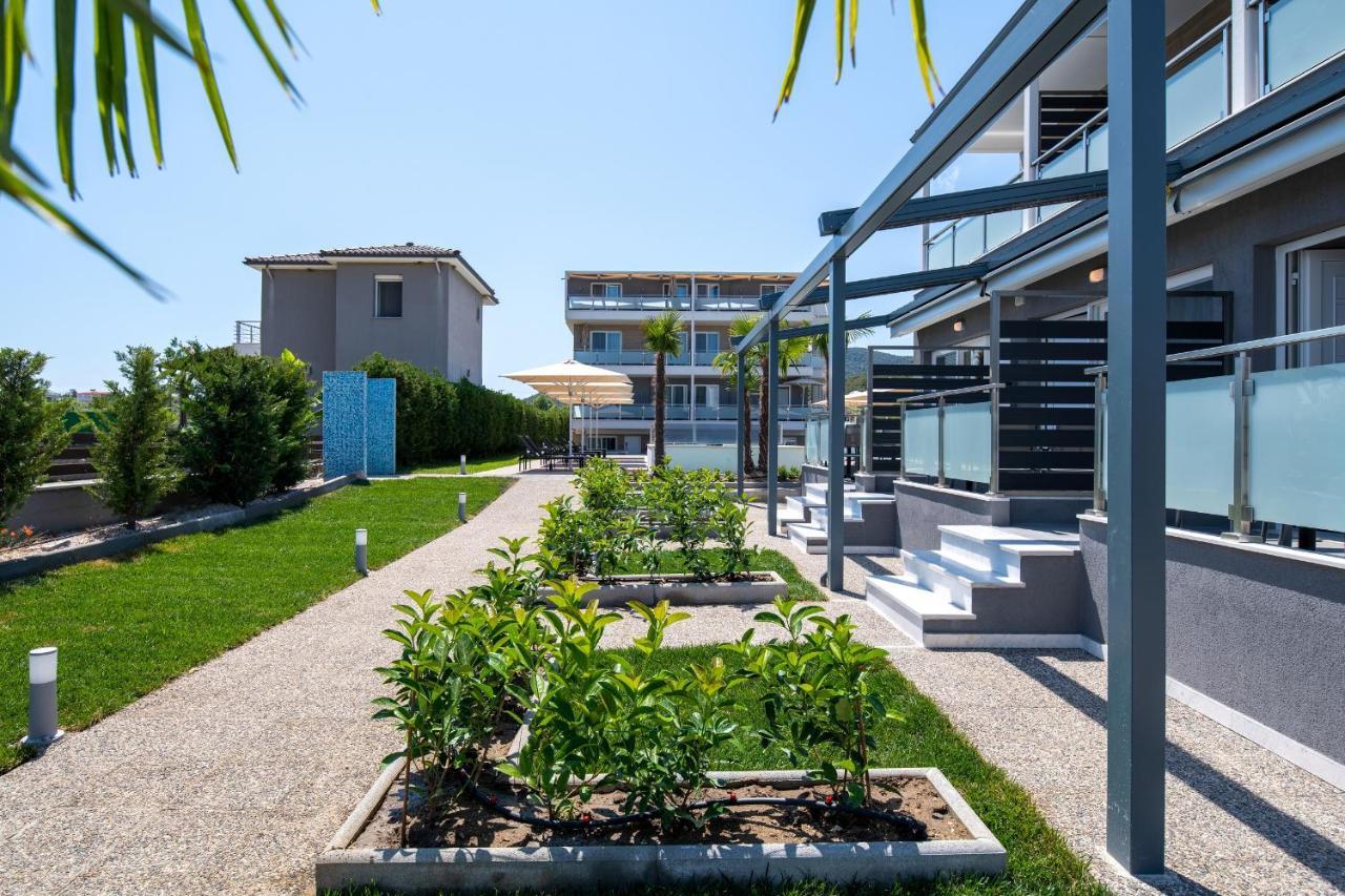 Astra Sarti Luxury Suites Bagian luar foto