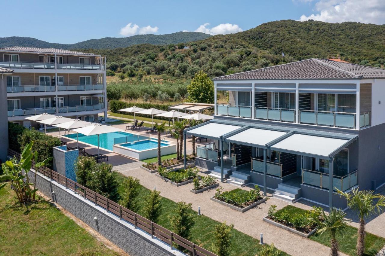 Astra Sarti Luxury Suites Bagian luar foto